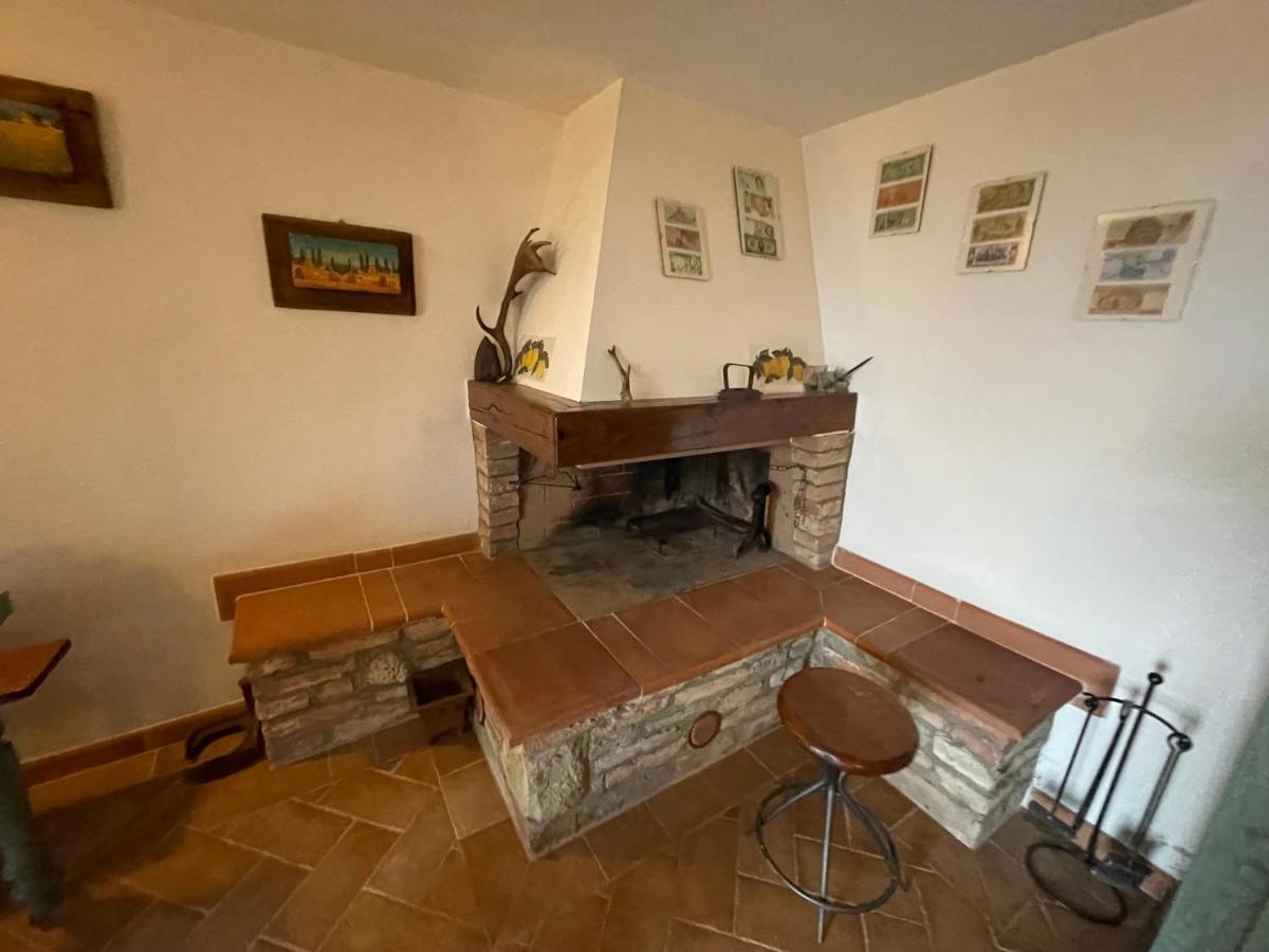 Il Rifugio Nelle Crete Appartement Vescona Buitenkant foto
